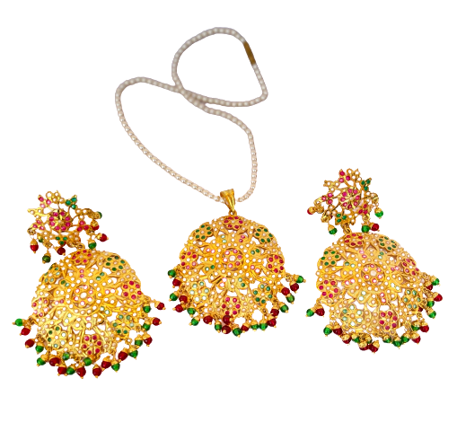 Mannat, The Jadau Gold Plated Pendant Set