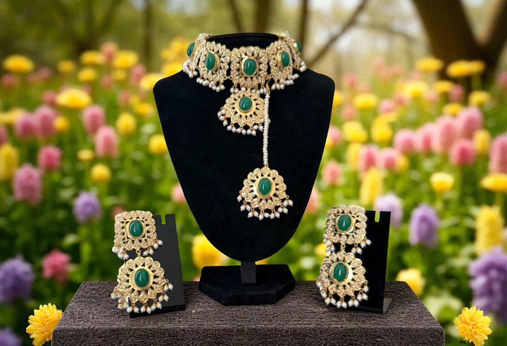 Naseebo, A Green Complete Jadau Set