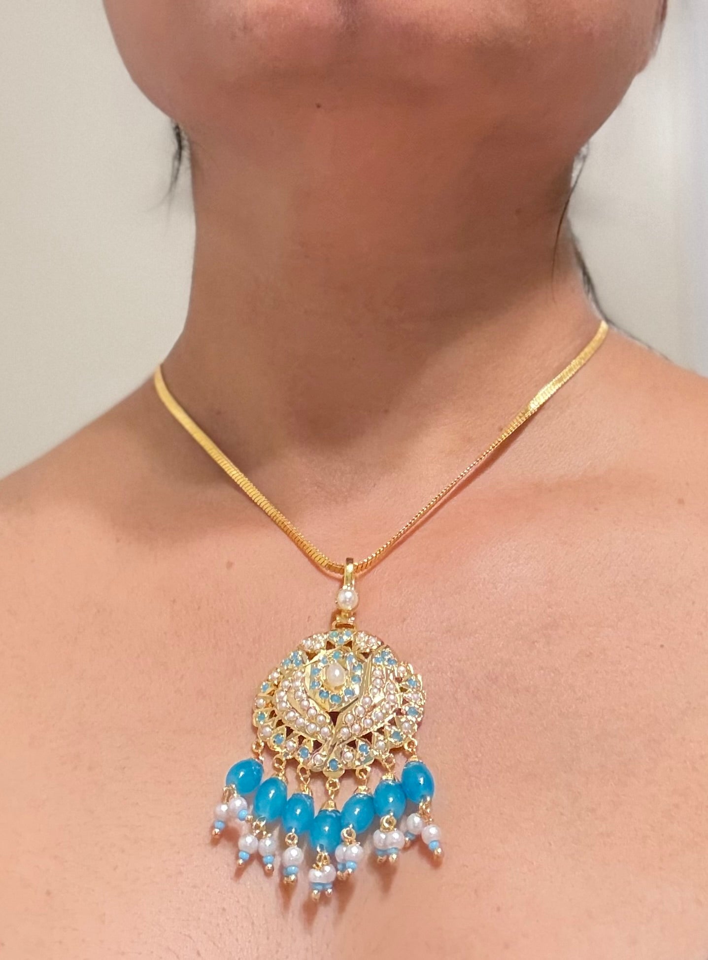 The Turkish Blue Jadau Pendant Set