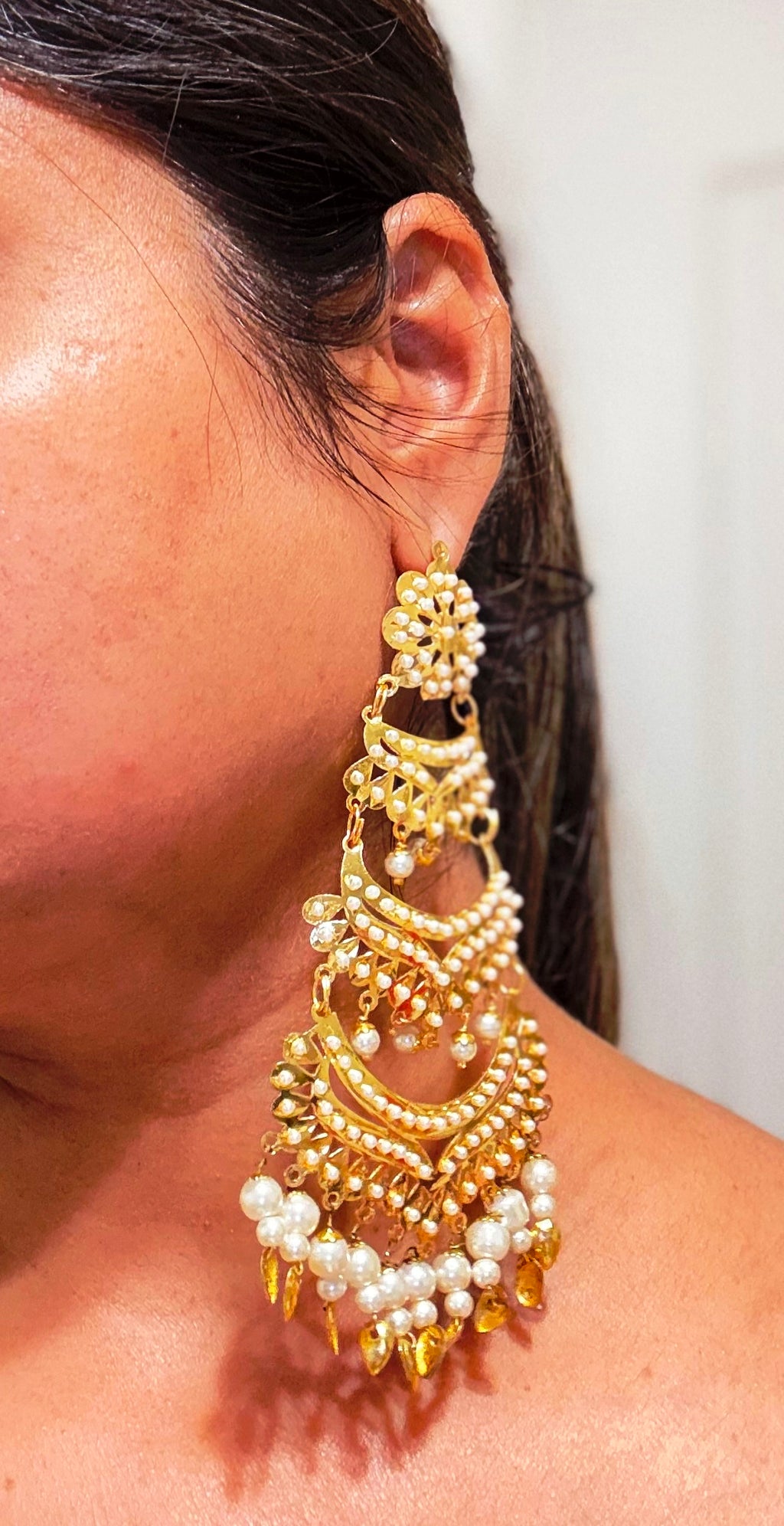 The Mutiyaar Jadau Maang Tikka with Earrings