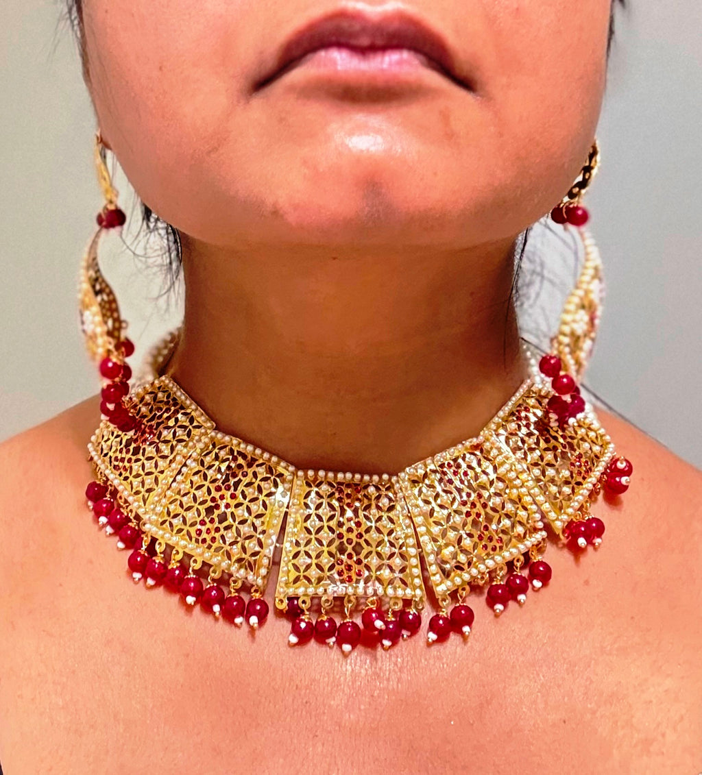 The Ravishing Maroon Jadau Choker Jewelry Set
