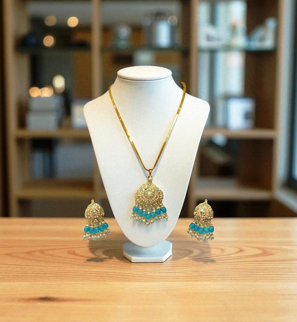 The Turkish Blue Jadau Pendant Set