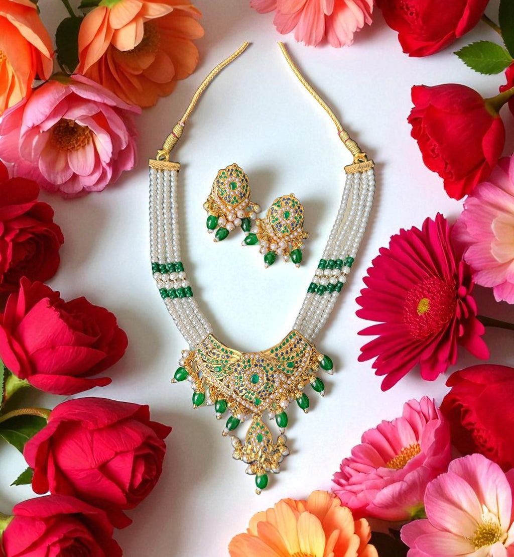 The Green Jadau Pearls Necklace Set
