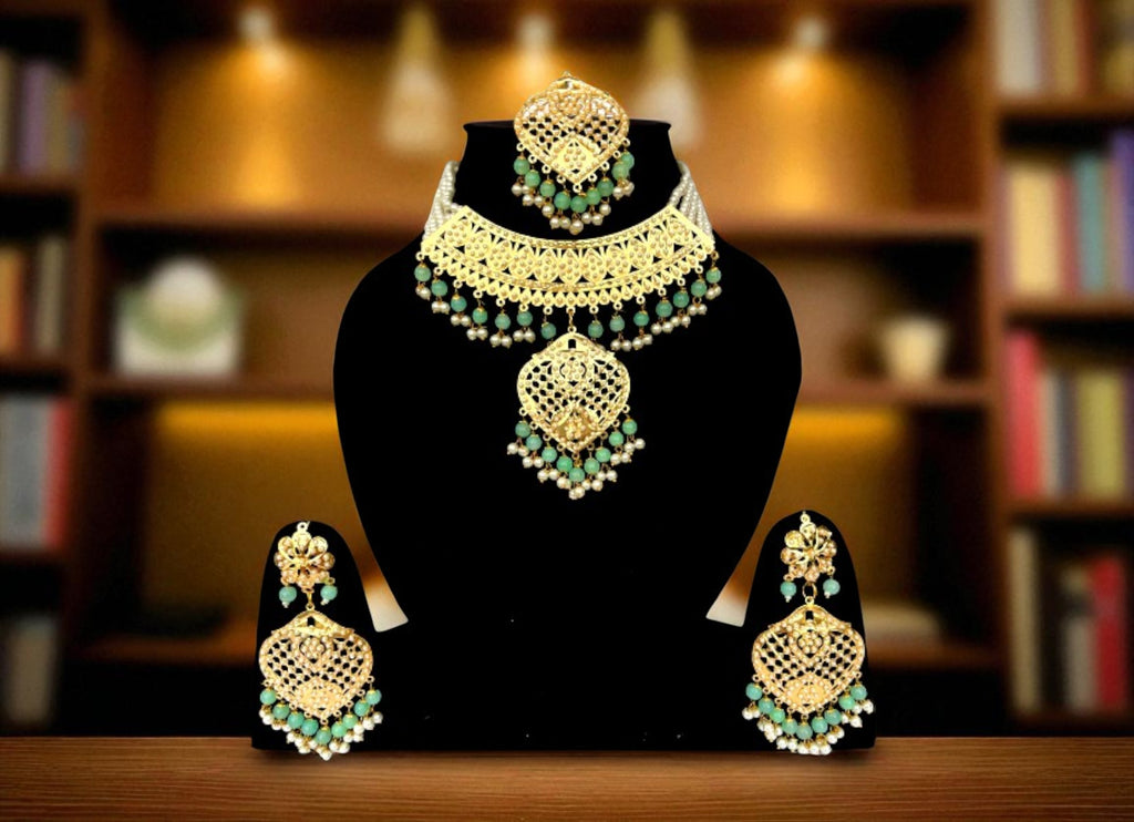 The Princess Jadau Jewellery Set : Pale Green